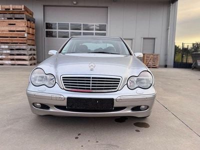 Mercedes C240