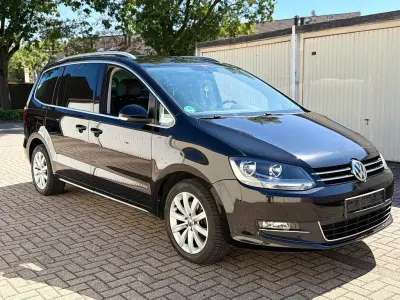 Gebraucht VW Sharan Comfortline 150 PS (110 kW) 2015 Schwarz Van / Kleinbus