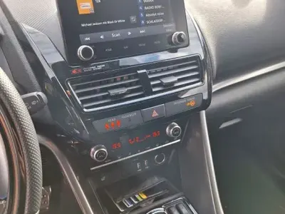 Używany Mitsubishi Eclipse Cross Select 188 KM (138 kW) 2024 Niebieski SUV