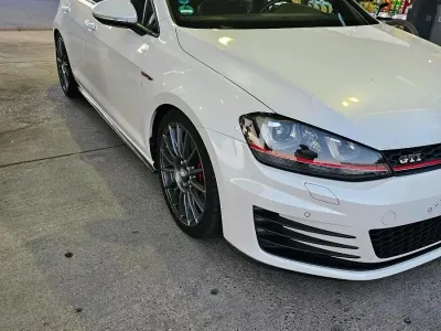 Gebraucht VW Golf VII GTI 230 PS (169 kW) 2014 Weiß Kleinwagen
