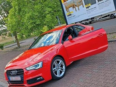 Gebraucht Audi A5 175 PS (128 kW) 2012 Rot Coupé