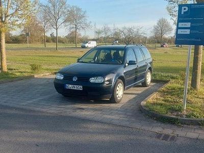 Gebraucht VW Golf IV Comfortline 101 PS (74 kW) 2004 Blau Kombi