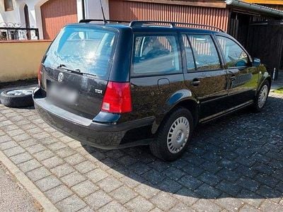 Usata VW Golf IV 101 CV (74 kW) 2005 Nero Station wagon