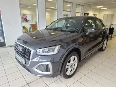Gebraucht Audi Q2 Advanced Plus 150 PS (110 kW) 2024 Grau SUV