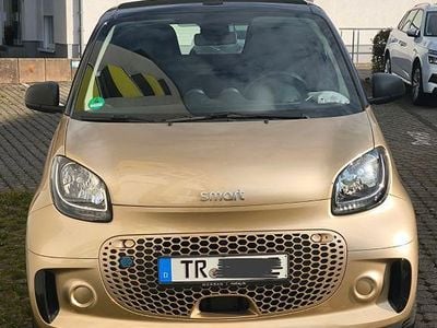 Second-hand Smart ForTwo Electric Drive 60 kW (82 CP) 2021 Auriu Cabrio