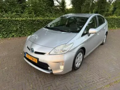 Gebraucht Toyota Prius Business Edition 99 PS (72 kW) 2012 Grau Limousine