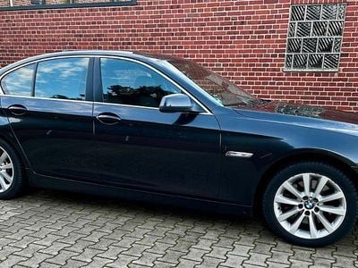 BMW 528