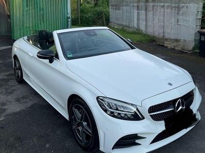 Usata Mercedes C180 AMG line 156 CV (114 kW) 2020 Bianco Cabrio