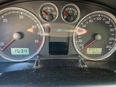 Gebraucht VW Passat 150 PS (110 kW) 2002 Silber Kombi