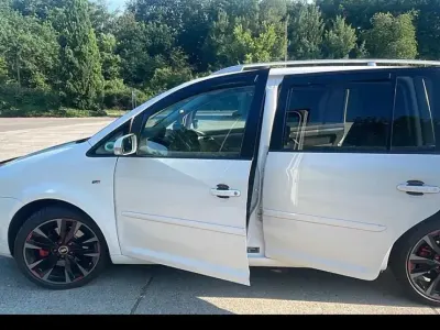 Gebraucht VW Touran Sport 170 PS (125 kW) 2007 Weiß Van / Kleinbus