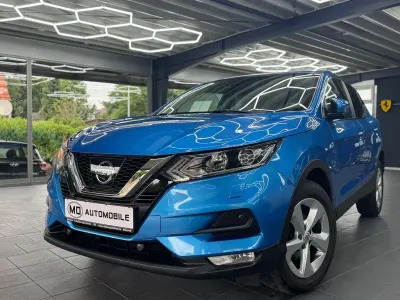 Gebraucht Nissan Qashqai Acenta 116 PS (85 kW) 2017 Blau SUV