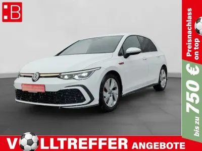 Gebraucht VW Golf VIII GTI 245 PS (180 kW) 2022 Weiss Limousine
