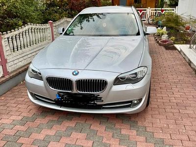 Gebraucht BMW 520 184 PS (135 kW) 2011 Silber Kombi