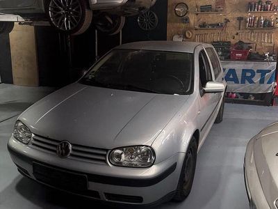VW Golf IV