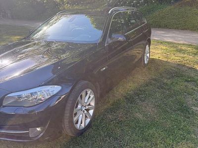 Usata BMW 520 Sport Line 184 CV (135 kW) 2012 Nero Station wagon