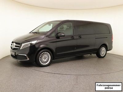 Usata Mercedes V300 Avantgarde Edition 237 CV (174 kW) 2024 Nero Monovolume
