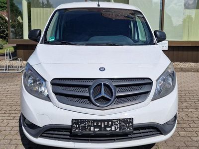 Mercedes Citan 109