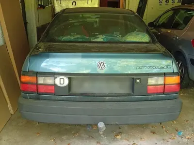 Gebraucht VW Passat 122 PS (89 kW) 1989 Blau Limousine