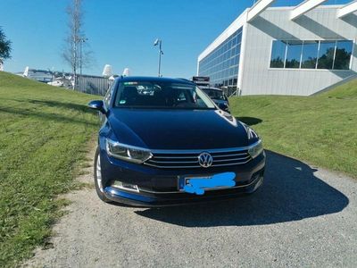 Blau Gebraucht 2018 VW Passat Trendline Kombi | 14.500 € (Fairer Preis)