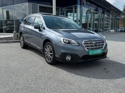 Käytetty Subaru Outback Comfort 175 HP (128 kW) 2016 Sininen Farmari