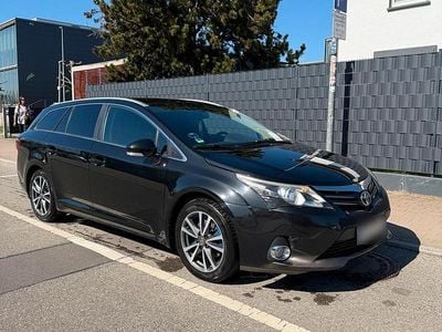Gebraucht Toyota Avensis 150 PS (110 kW) 2013 Schwarz Kombi