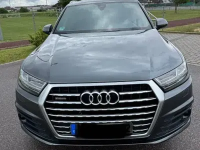 Gebraucht Audi Q7 S-Line 272 PS (200 kW) 2016 Grau SUV