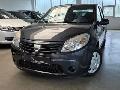 Gebraucht Dacia Sandero 75 PS (55 kW) 2009 Grau Limousine