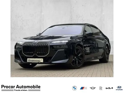 Gebraucht BMW 740 M Sport 299 PS (219 kW) 2025 Blau Limousine