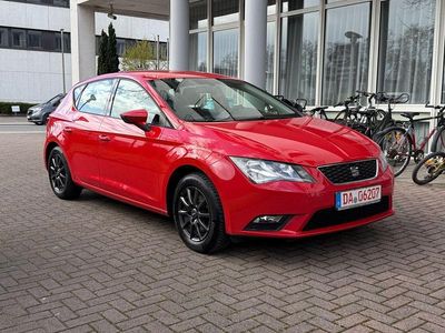 Usata Seat Leon Style 105 CV (77 kW) 2013 Rosso Utilitaria