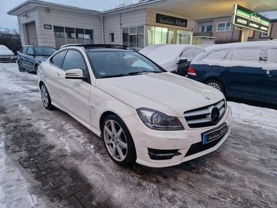 Weiß Gebraucht 2012 Mercedes C250 AMG line Coupé | 12.999 € (Guter Preis)