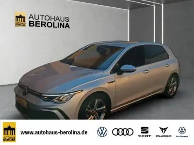 Gebraucht VW Golf VIII R-line 131 PS (96 kW) 2024 Reflexsilber metallic Limousine