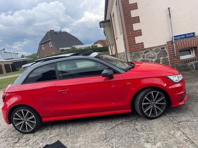 Gebraucht Audi A1 Sport 95 PS (69 kW) 2016 Rot Kleinwagen