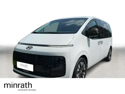 Gebraucht Hyundai Staria Signature 177 PS (130 kW) 2024 Weiß Van / Kleinbus