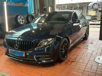Second-hand Mercedes E400 AMG 340 CP (250 kW) 2019 Albastru Berlinǎ