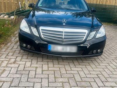Mercedes E220