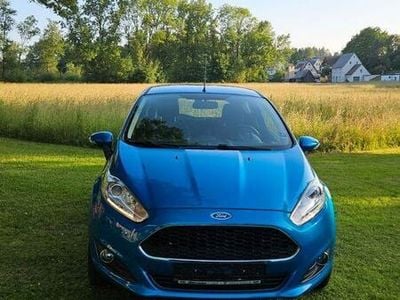 Blau Gebraucht 2016 Ford Fiesta Kleinwagen | 6.500 € (Guter Preis)