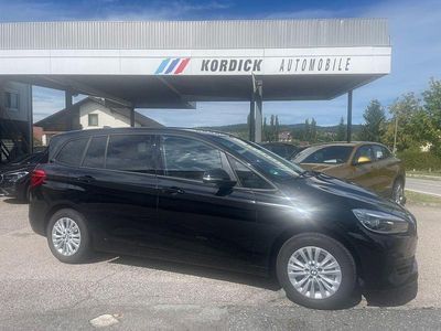 Schwarz ii uni (668) Gebraucht 2022 BMW 218 Gran Tourer Van / Kleinbus | 21.900 € (Fairer Preis)