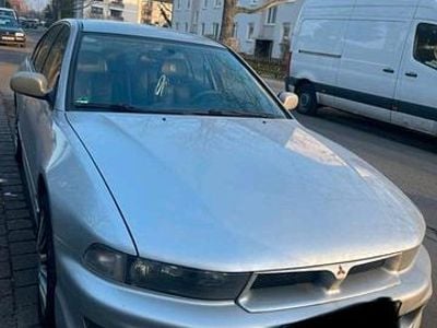 Mitsubishi Galant