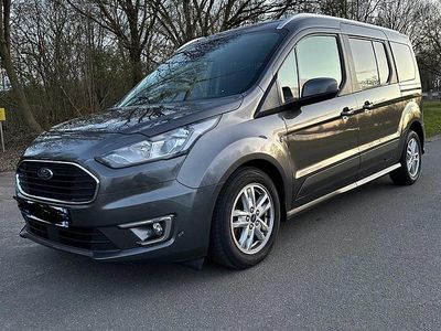 Usata Ford Tourneo Titanium 120 CV (88 kW) 2020 Grigio Monovolume