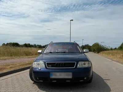 Gebraucht Audi A6 165 PS (121 kW) 2001 Blau Kombi
