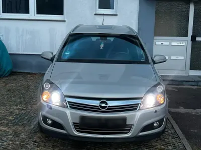 Gebraucht Opel Astra 120 PS (88 kW) 2007 Grau Kombi