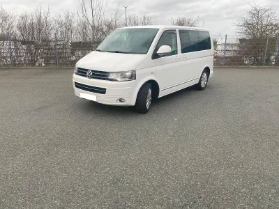 Gebraucht VW Multivan Highline 180 PS (132 kW) 2013 Weiß Van / Kleinbus