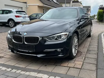 Gebraucht BMW 328 Comfort Edition 245 PS (180 kW) 2014 Schwarz Limousine
