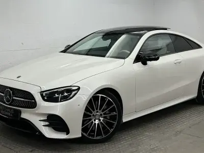Gebraucht Mercedes E300 AMG 258 PS (189 kW) 2021 Diamantweiss bright (metallic) Coupé