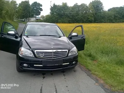 Gebraucht Mercedes C200 Elegance 183 PS (134 kW) 2008 Schwarz Limousine