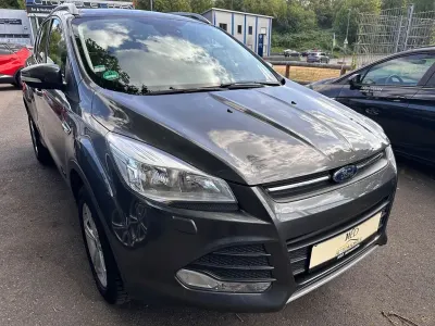 Gebraucht Ford Kuga SYNC Edition 150 PS (110 kW) 2015 Grau SUV