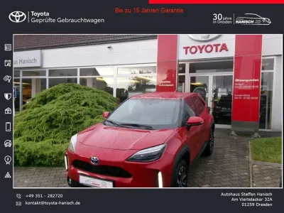 Gebraucht Toyota Yaris Cross Team 116 PS (85 kW) 2023 Rot SUV