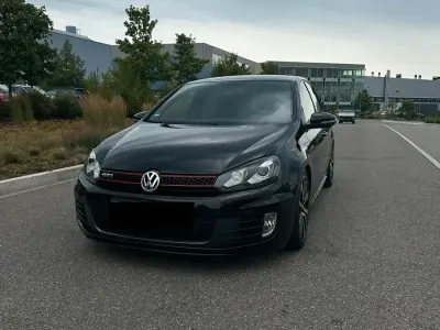 Gebraucht VW Golf VI Edition 211 PS (155 kW) 2011 Schwarz Kleinwagen