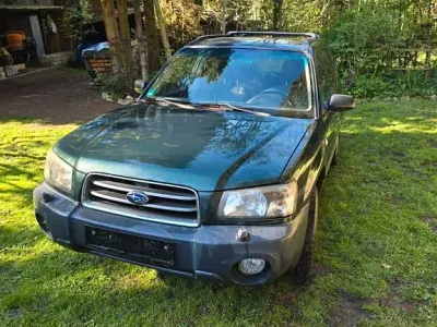 Usata Subaru Forester Comfort 125 CV (91 kW) 2004 Verde SUV