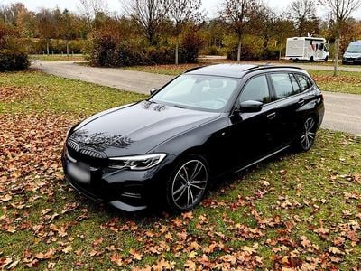 Gebraucht BMW 320 M Sport 190 PS (139 kW) 2021 Schwarz Kombi